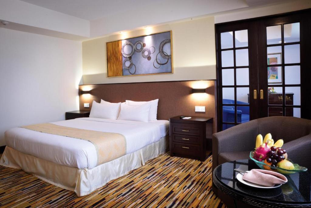 Hotel Royal Penang Джорджтаун Екстер'єр фото